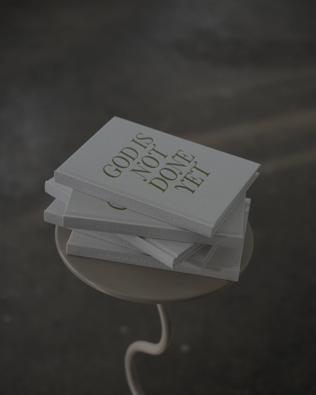 ANDACHTSBUCH 'GOD IS NOT DONE YET'