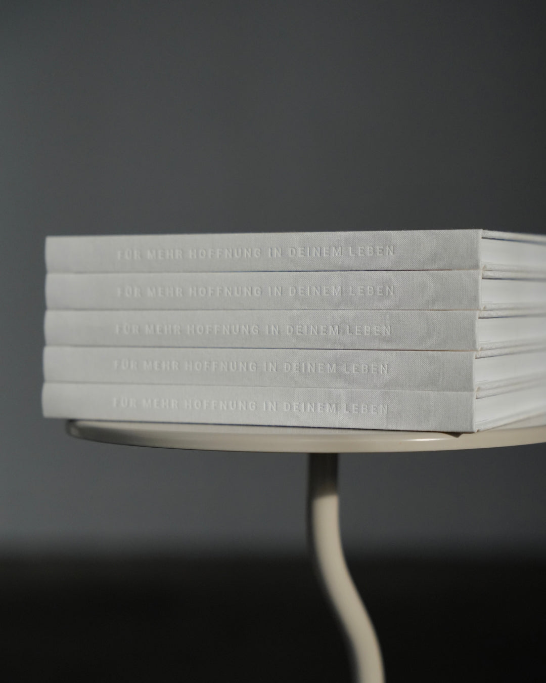 ANDACHTSBUCH 'GOD IS NOT DONE YET'