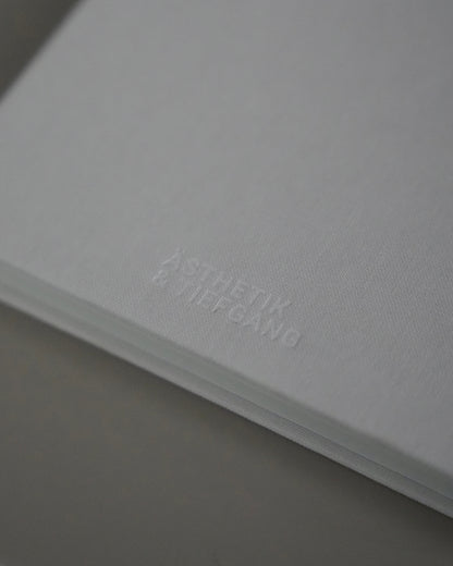 ANDACHTSBUCH 'GOD IS NOT DONE YET'